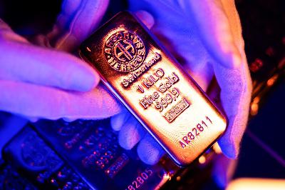 PETER LEWIS' MONEY TALK - Friday 30 January 2026
