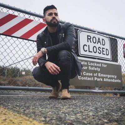 Quien mas que tu deberias motivarte para lograr tus sueños 😒