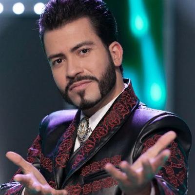 Jair Santrich: la voz ranchera de Colombia. Jair Santrich: la voz ranchera de Colombia.