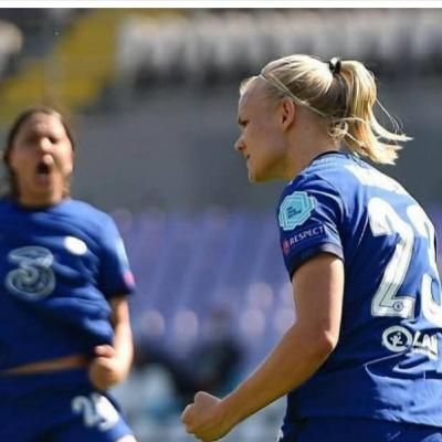 WOMEN'S FOOTBALL : BREAKING STEREOTYPE