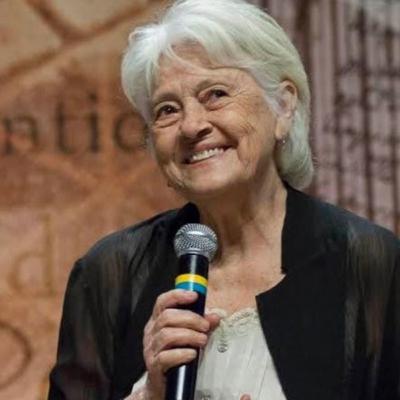 Poemas #10 - Com licença poética/Adélia Prado