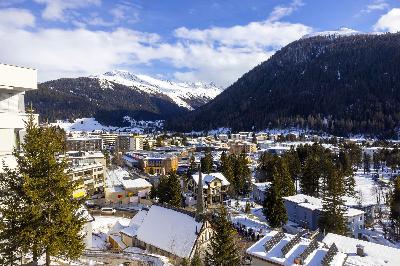 ONU quer que Fórum de Davos responda desafios como fome e migração