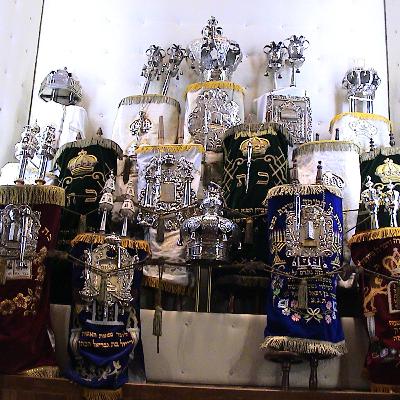 Why are Torah scrolls stored standing? Why are Torah scrolls stored standing?