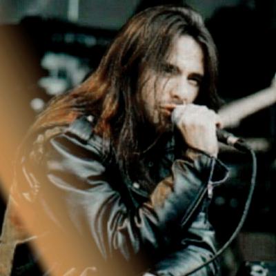 #4 - andre matos: relembrando a trajetória de um dos maiores músicos do metal.