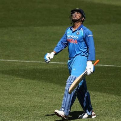 CAPTAIN COOL: MS DHONI