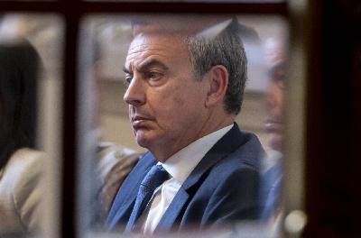 Tertulia de La Trinchera: Zapatero, Sánchez y el rescate de Plus Ultra