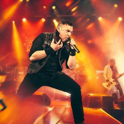 Episode 25 - 120 dB: Eddie Guz, The Carburetors