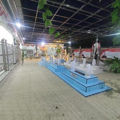 Tausyiah KHR ACH FAWAID Haul Majemuk