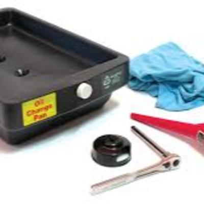 Comprehensive guide to changing motorcycle engine oil yourself (DIY Oil Change)
