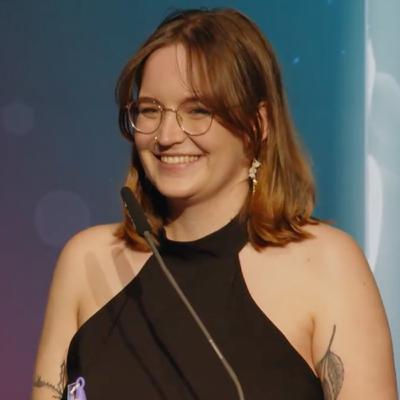 Im Gespräch mit der Autorin des DEP-Abräumers "Tiny Bookshop": OK COOL trifft Charlotte Zapfe-Wildemann