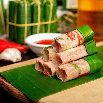 Mr. Nem Người Vận Chuyển - Truyện hài hước về Tết xa quê và văn hóa Việt