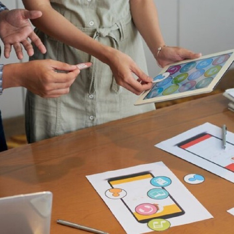 7 Top Reasons to Opt for Mobile App Development in Dubai