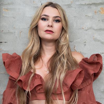 Iris Bergcrantz - Wonderful Swedish Jazz And Folk Singer And Composer. Nominated For Swedish Grammy And Danish Music Award!