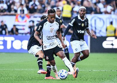 Corinthians empata com o Botafogo pelo Brasileirão Corinthians empata com o Botafogo pelo Brasileirão