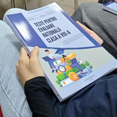 Román nyelvű tesztgyűjtemény magyar nyolcadikosoknak Román nyelvű tesztgyűjtemény magyar nyolcadikosoknak