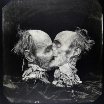 EPISODE 1 - A STRANGE AND CRACK-BRAINED MUSIC - ON BEAUTY, WITH LEE LEVINSON EPISODE 1 - A STRANGE AND CRACK-BRAINED MUSIC - ON BEAUTY, WITH LEE LEVINSON