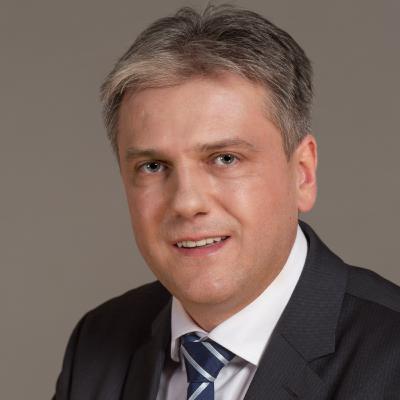 111. Amikor a jogászprofesszor tudományos értekezés helyett "limonádét" ír:) - 25 perc Skypeophon 111. Amikor a jogászprofesszor tudományos értekezés helyett "limonádét" ír:) - 25 perc Skypeophon