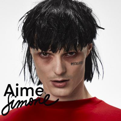AIME SIMONE : "Souvent je reçois des chansons dans mes rêves"