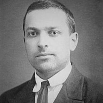 Yaş 37 yolun yarısı ''LEV VYGOTSKY''