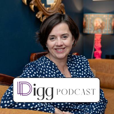 E169: Mastering LinkedIn Profiles and Video Content with Louise Brogan