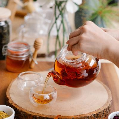 Episode 92 - Jangan Kaget, Kalau Minum Teh Ternyata Bukan Teh! Simak Penjelasan dari Ahli Teh Artisan Indonesia