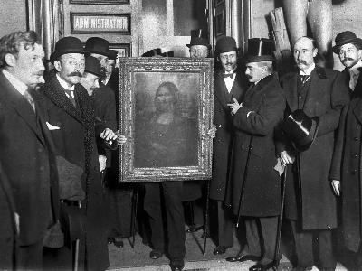 Episode 383: That Time the Mona Lisa Was Stolen from the Louvre