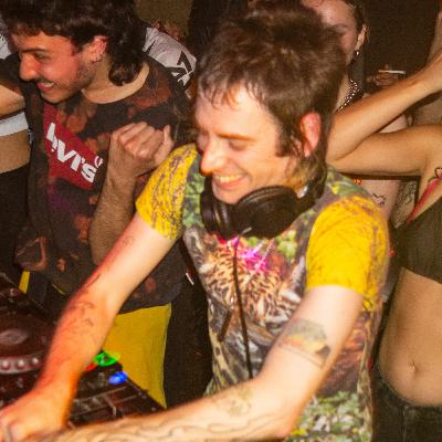 🤡 dj s1ck s0ck 🤡 live at Crazy Dolmus x Istanbul.Culture SumaHan Istanbul 26.04 🤡 dj s1ck s0ck 🤡 live at Crazy Dolmus x Istanbul.Culture SumaHan Istanbul 26.04