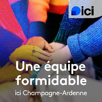 Nazha Chtany reçoit les insignes de Chevalier de l’Ordre National du Mérite
