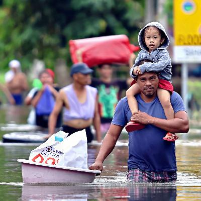 Super Typhoon Fung-wong approaches Philippines, nearly 1 million evacuated Super Typhoon Fung-wong approaches Philippines, nearly 1 million evacuated