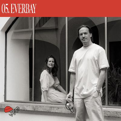 EVERBAY - místo chaty si koupili hrad