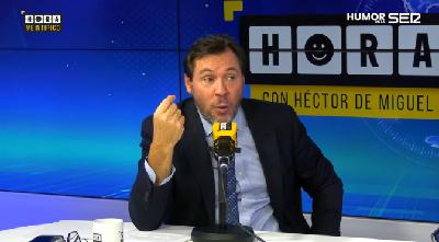 Óscar Puente propone viajar de pie en el tren: "Esto es habitual en Europa"