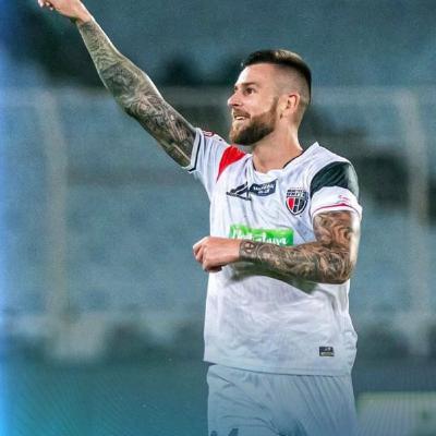 Mind over Match: A Story of Resilience with Aaron Evans