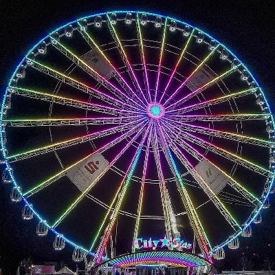 175. Der City-Star: Auf dem Flugfeld dreht sich das größte mobile Riesenrad der Welt