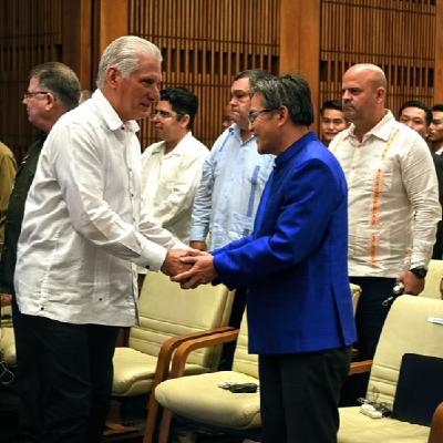 Cuba celebra los 50 años de la Proclamación de la República Democrática Popular Lao