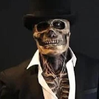 Voces del Misterio: Historia de un Buscador de Misterios