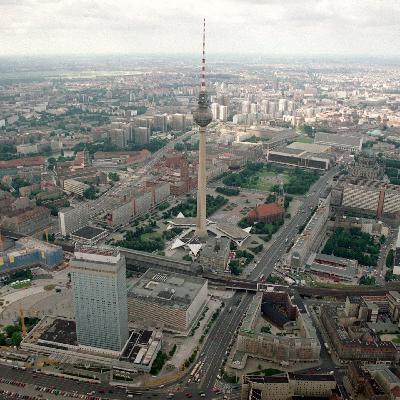 04.08.1965: Der Bau des Ostberliner Fernsehturms beginnt