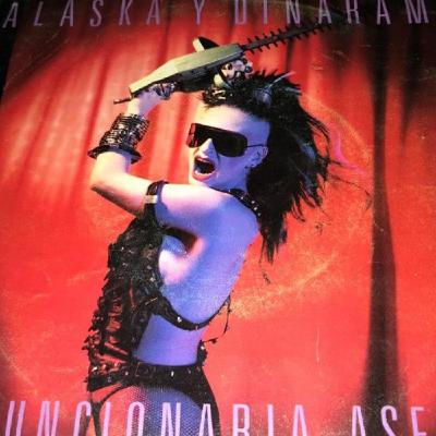 CHICA FORMAL T04C036 Funcionaria asesina (28/05/2024)