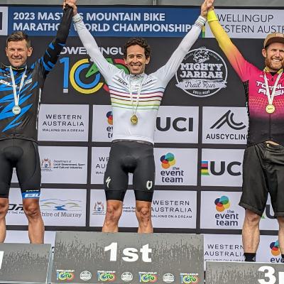 Hugo Prado contando como venceu o Campeonato Mundial Maratona Masters