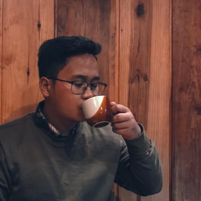 Kape at Madaling Araw