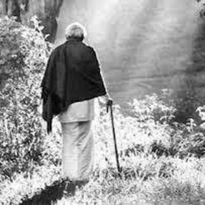 कविता :२ अरे वाह रे जिंदगी तेरी अंतिम क्रिया की बारी आई। कविता :२ अरे वाह रे जिंदगी तेरी अंतिम क्रिया की बारी आई।