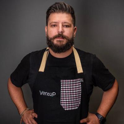 Chef Rodrigo Rivera-Río Chef Rodrigo Rivera-Río