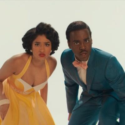 2 Guys a Girl and a Podcast Episode 307 - Doctor Who - Lux