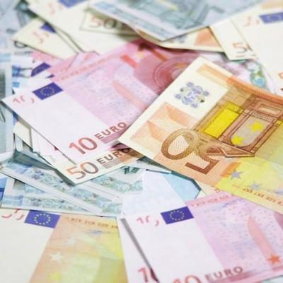 The Irish designer on the jury to pick the new euro banknotes The Irish designer on the jury to pick the new euro banknotes