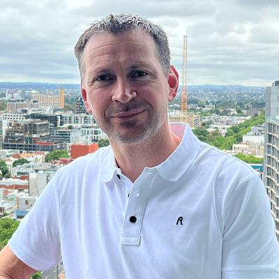 96 - Rob Mac Sweeney - The man behind Critical Care Reviews