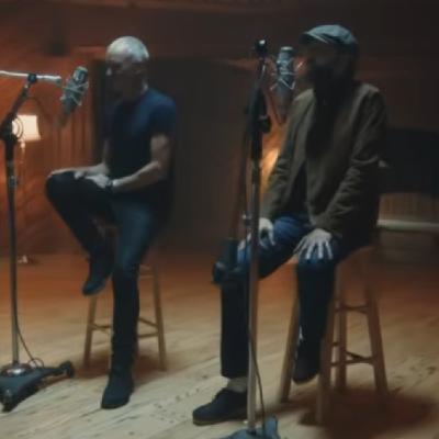 Juan Luis Guerra y Sting unen fuerzas para un dueto genuino en 'Estrellitas y Duendes'. Juan Luis Guerra y Sting unen fuerzas para un dueto genuino en 'Estrellitas y Duendes'.