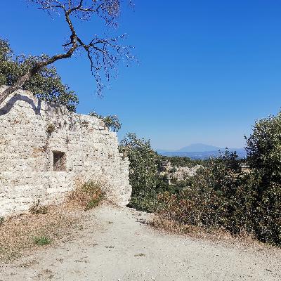 Escapade n°9 : Le village troglodytique de Barry Escapade n°9 : Le village troglodytique de Barry