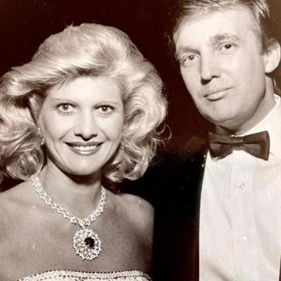 Жінка, як вона є: Івана Трамп - перша дружина Дональда Трампа - похована на гольф клубі  біля першої лунки