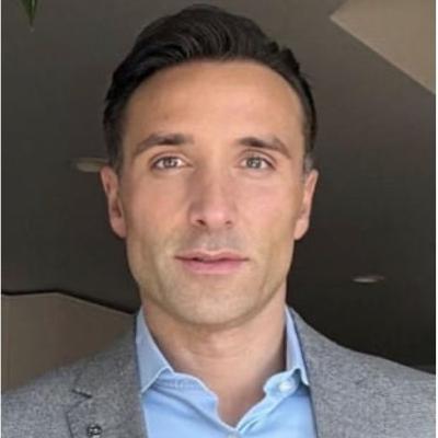 Diamo voce all’anima- Intervisto il Dott. Fabio Grassia, Primario Neurochirurgo in America.