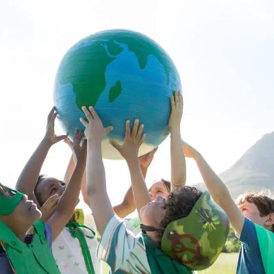 O FUTURO DE CRIANÇAS E ADOLESCENTES NO BRASIL E AS POLITICAS PUBLICAS. O FUTURO DE CRIANÇAS E ADOLESCENTES NO BRASIL E AS POLITICAS PUBLICAS.