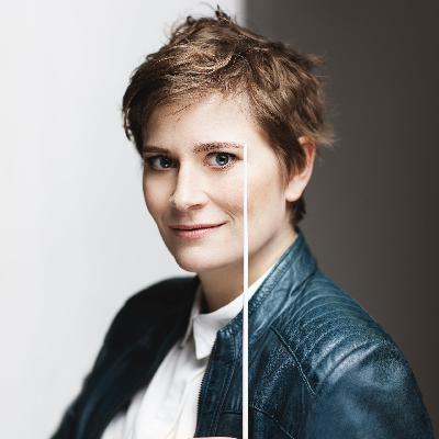 "Man taucht gemeinsam in eine Welt ein, die man alleine nicht entdecken kann." - die Dirigentin Anja Bihlmaier